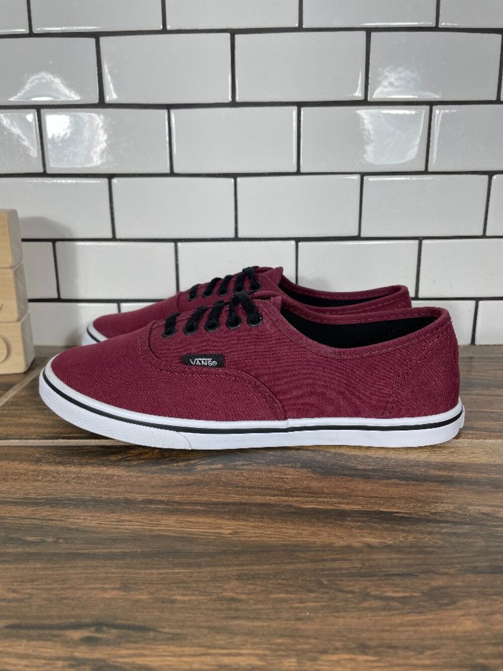 Vans Authentic Lowpro Shoes Womens Size 6 Tawny Port Casual Low Top Sneakers